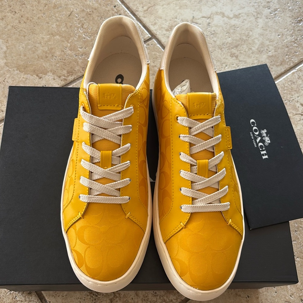Coach Lowline Signature Low Top Canary Mens Size 10D